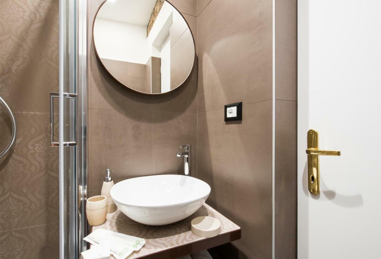 Domus De Fiori Apartment Roma Ngoại thất bức ảnh